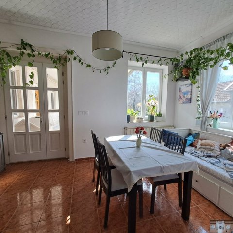 Eladó családi ház, Monoron 68.8 M Ft, 3 szobás