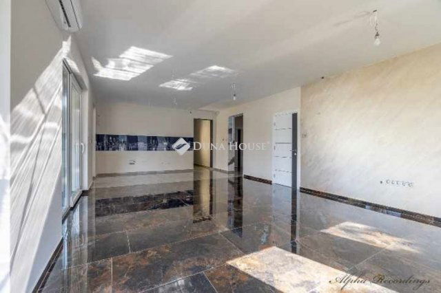 Eladó családi ház, Dunavarsányban 199 M Ft, 5 szobás