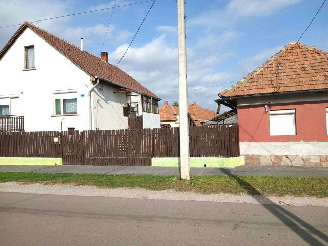Eladó családi ház, Mezőkövesden 31.5 M Ft, 3 szobás