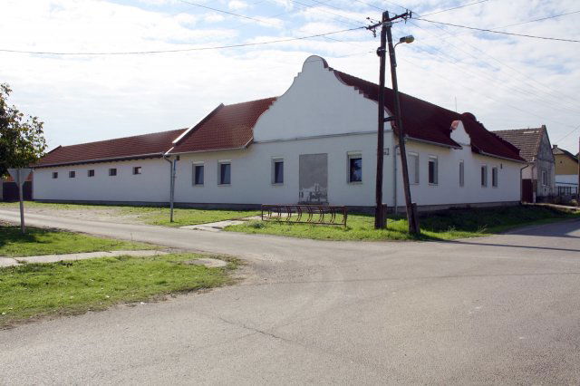 Eladó üzlethelyiség, Hajóson, Szigeti Fő utcában 56.56 M Ft