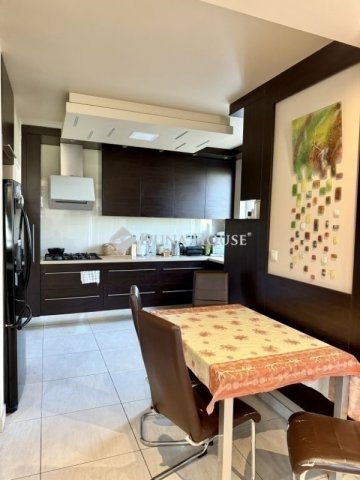 Eladó ikerház, Budapesten, XVIII. kerületben 130 M Ft, 4 szobás