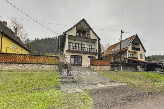 Eladó családi ház, Bükkszéken 38 M Ft, 3+1 szobás
