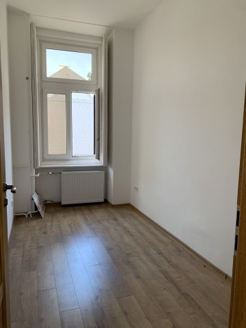 Kiadó téglalakás, albérlet, Egerben 230 E Ft / hó, 2+1 szobás