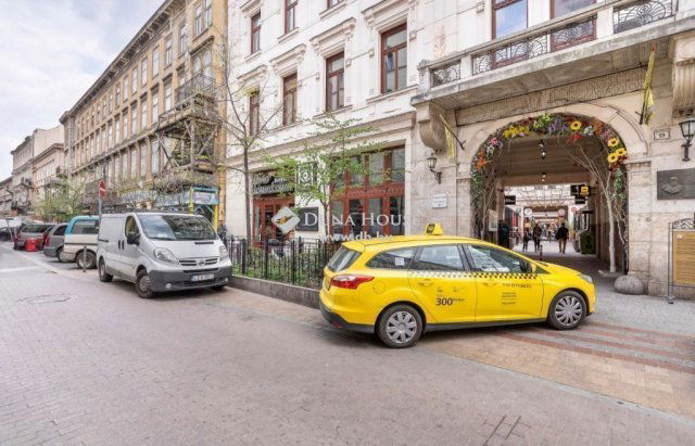 Eladó téglalakás, Budapesten, VII. kerületben 105 M Ft, 2 szobás