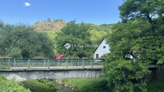 Eladó családi ház, Szarvaskőben 25.9 M Ft, 2 szobás