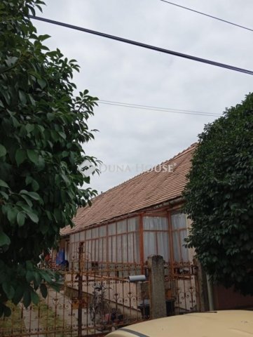 Eladó családi ház, Egerágon 29.9 M Ft, 5 szobás