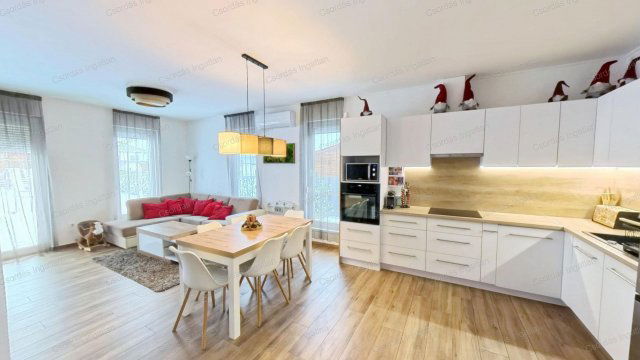 Eladó családi ház, Herenden 119.6 M Ft, 5 szobás