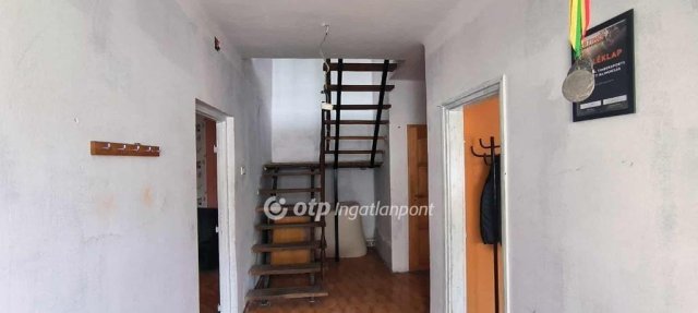 Eladó családi ház, Körösladányban 28 M Ft, 3 szobás