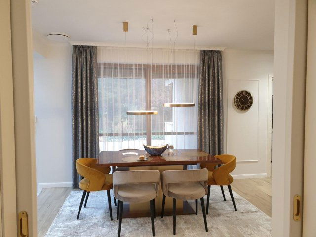 Eladó családi ház, Kecskeméten 399 M Ft, 10 szobás