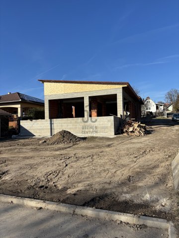 Eladó családi ház, Sóskúton 149 M Ft, 4 szobás