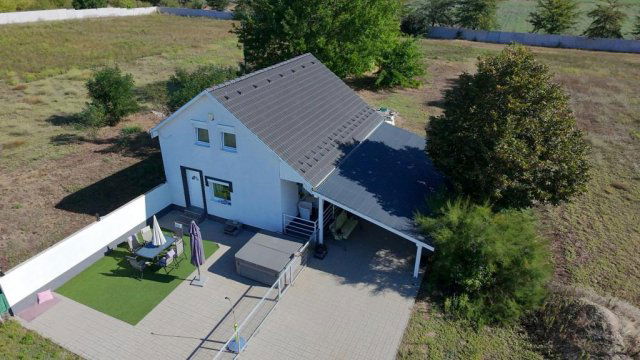 Eladó családi ház, Délegyházán 178.999 M Ft, 2 szobás