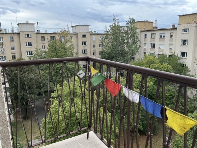 Eladó panellakás, Budapesten, XI. kerületben, Baranyai téren
