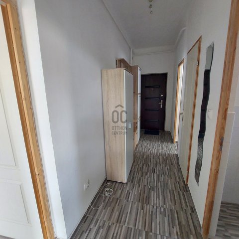 Kiadó téglalakás, albérlet, Pécsett 150 E Ft / hó, 2 szobás