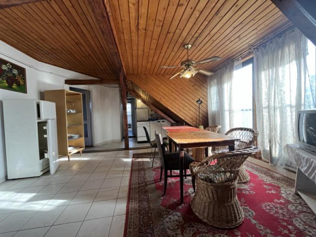 Eladó családi ház, Kecskeméten 69.9 M Ft, 13 szobás