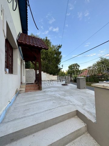 Eladó családi ház, Szandán 45 M Ft, 4 szobás