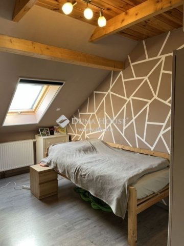 Eladó családi ház, Isaszegen 149 M Ft, 8 szobás