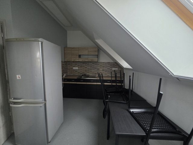 Eladó téglalakás, Adonyban 33.5 M Ft, 1 szobás