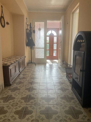 Eladó családi ház, Szirmabesenyőn 58 M Ft, 5 szobás