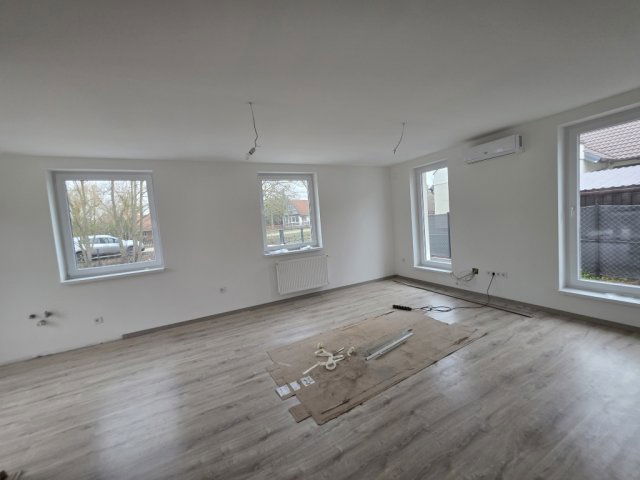 Eladó ikerház, Gárdonyban 94.99 M Ft, 2+3 szobás