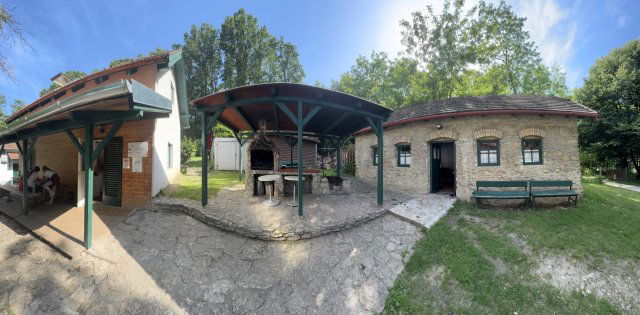 Eladó ipari ingatlan, Bakonyszentlászlón 289 M Ft