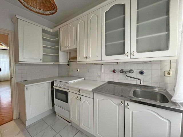 Eladó téglalakás, Egerben 59 M Ft, 3 szobás