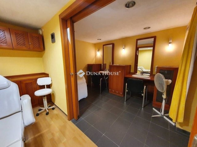 Eladó üzlethelyiség, Budapesten, IV. kerületben 75 M Ft