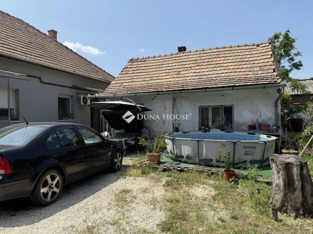 Eladó téglalakás, Monoron 125 M Ft, 7 szobás