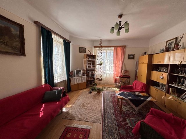Eladó téglalakás, Szombathelyen 36 M Ft, 2 szobás