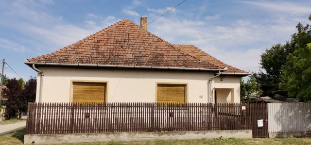Eladó családi ház, Jászapátiban, Bem Apó utcában 19.9 M Ft