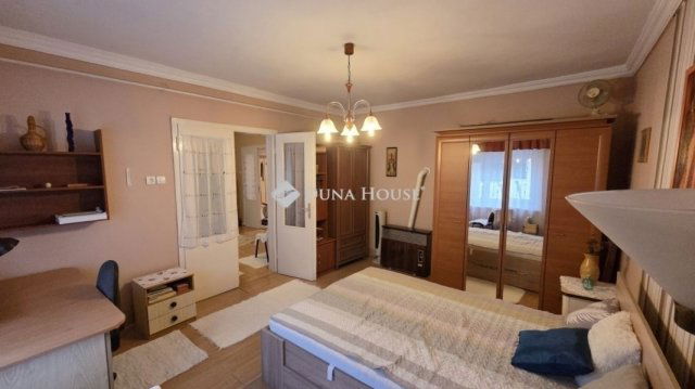 Eladó családi ház, Kecskeméten 50.5 M Ft, 2 szobás