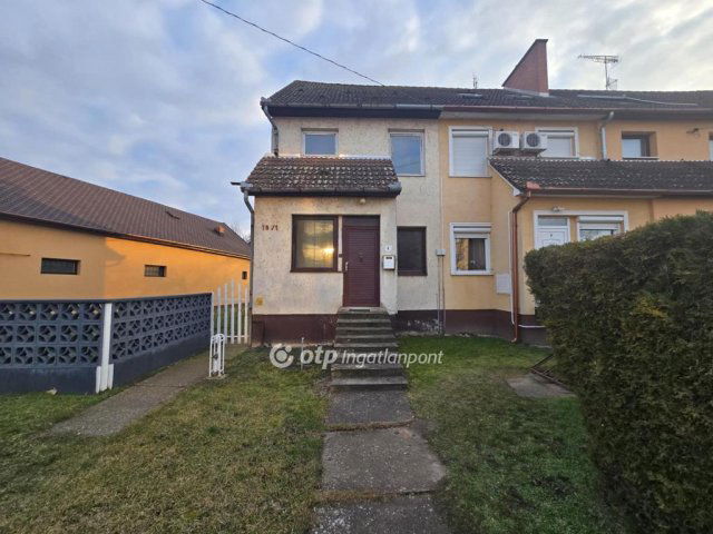 Eladó családi ház, Kabán 27 M Ft, 3 szobás
