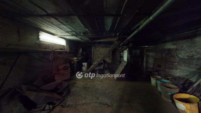 Eladó családi ház, Tiszakeszin 11.5 M Ft, 3 szobás