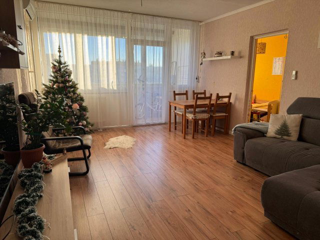 Eladó panellakás, Budapesten, XI. kerületben 92 M Ft, 1+2 szobás