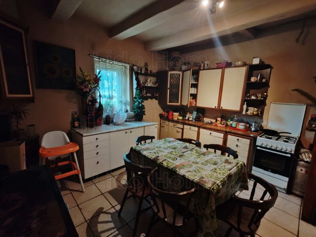 Eladó családi ház, Böhönyén 15.99 M Ft, 4 szobás