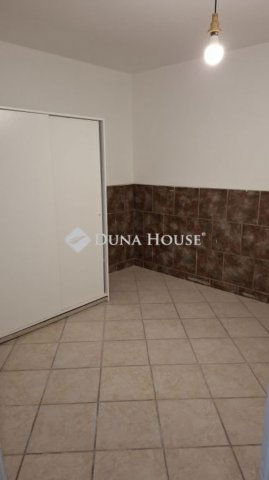 Eladó üzlethelyiség, Budapesten, VII. kerületben 34.9 M Ft