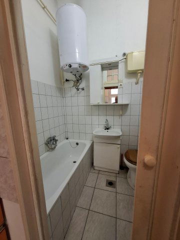 Eladó téglalakás, Budapesten, VIII. kerületben 43 M Ft, 1 szobás