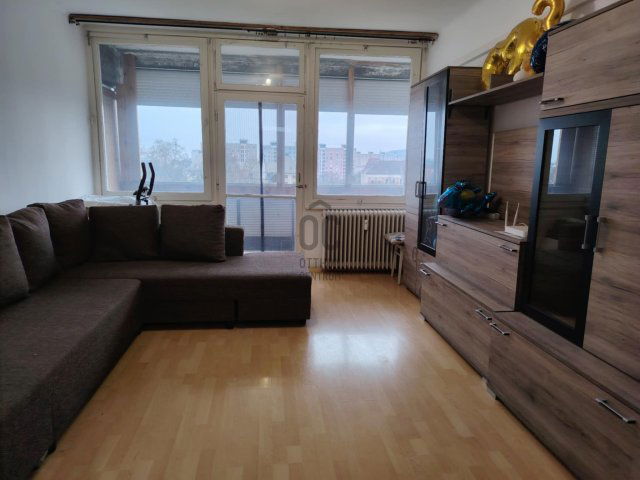 Eladó téglalakás, Szekszárdon, Kodály Zoltán utcában 34.9 M Ft