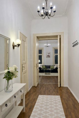 Kiadó téglalakás, albérlet, VI. kerületben, Weiner Leó utcában