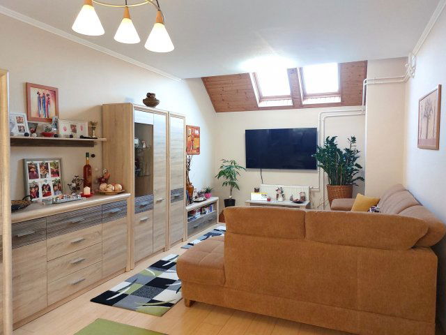 Eladó sorház, Szolnokon 87.9 M Ft, 4+1 szobás