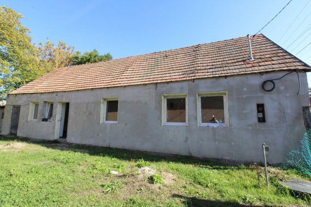 Eladó családi ház, Kiskőrösön 18.99 M Ft, 3 szobás