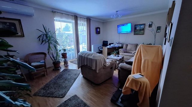 Eladó ikerház, Gödön 45 M Ft, 3+1 szobás / költözzbe.hu