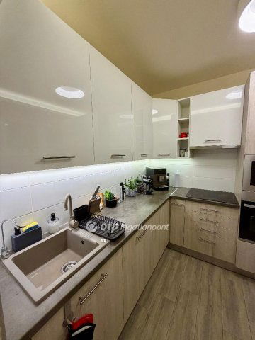 Eladó panellakás, Budapesten, XI. kerületben 92 M Ft, 1+2 szobás