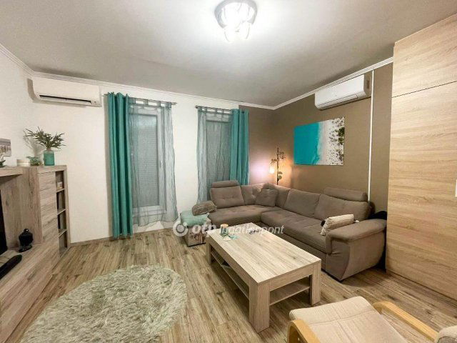 Eladó családi ház, Szigetszentmiklóson 119.9 M Ft, 4 szobás