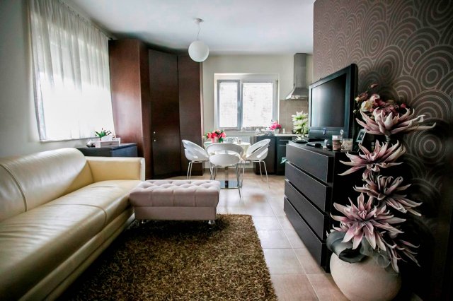 Eladó téglalakás, Keszthelyen 49.5 M Ft, 1 szobás