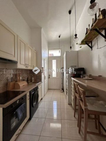 Eladó téglalakás, Budapesten, XII. kerületben 74.9 M Ft