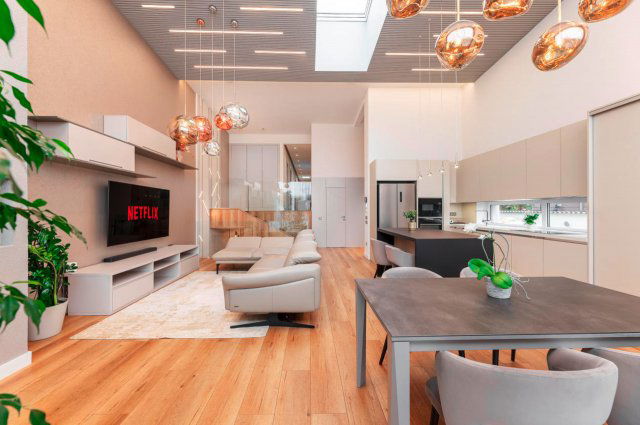 Eladó téglalakás, Debrecenben 369 M Ft, 6+2 szobás