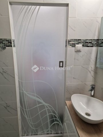 Eladó téglalakás, Budapesten, X. kerületben 77 M Ft, 2 szobás