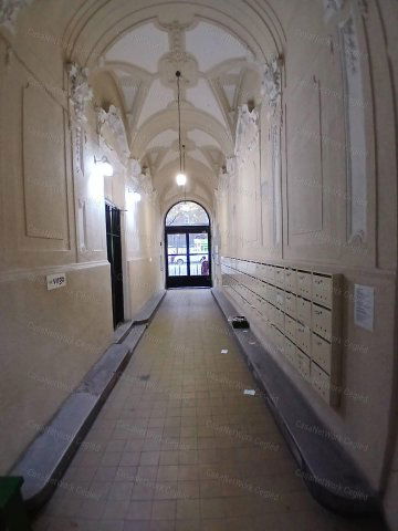 Eladó téglalakás, Budapesten, V. kerületben 119.9 M Ft, 3 szobás