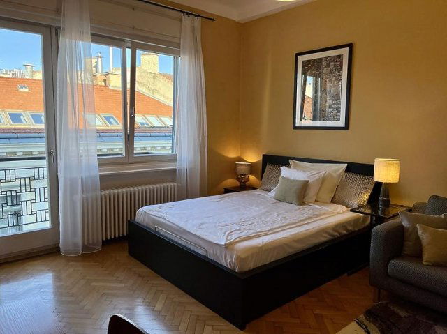 Kiadó téglalakás, albérlet, Budapesten, V. kerületben, 1 szobás
