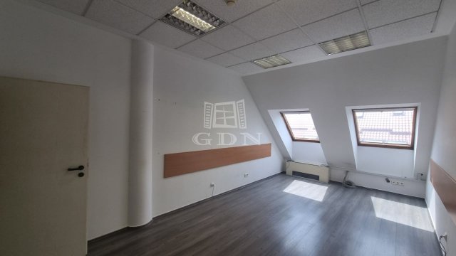 Kiadó téglalakás, albérlet, Székesfehérvárott 180 E Ft / hó